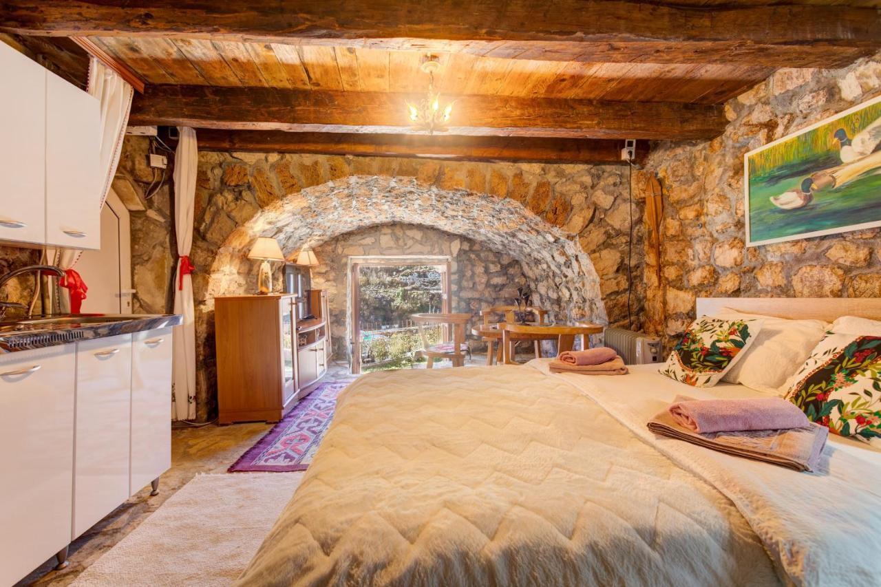 Holiday Home Pavle Rijeka Crnojevića Εξωτερικό φωτογραφία